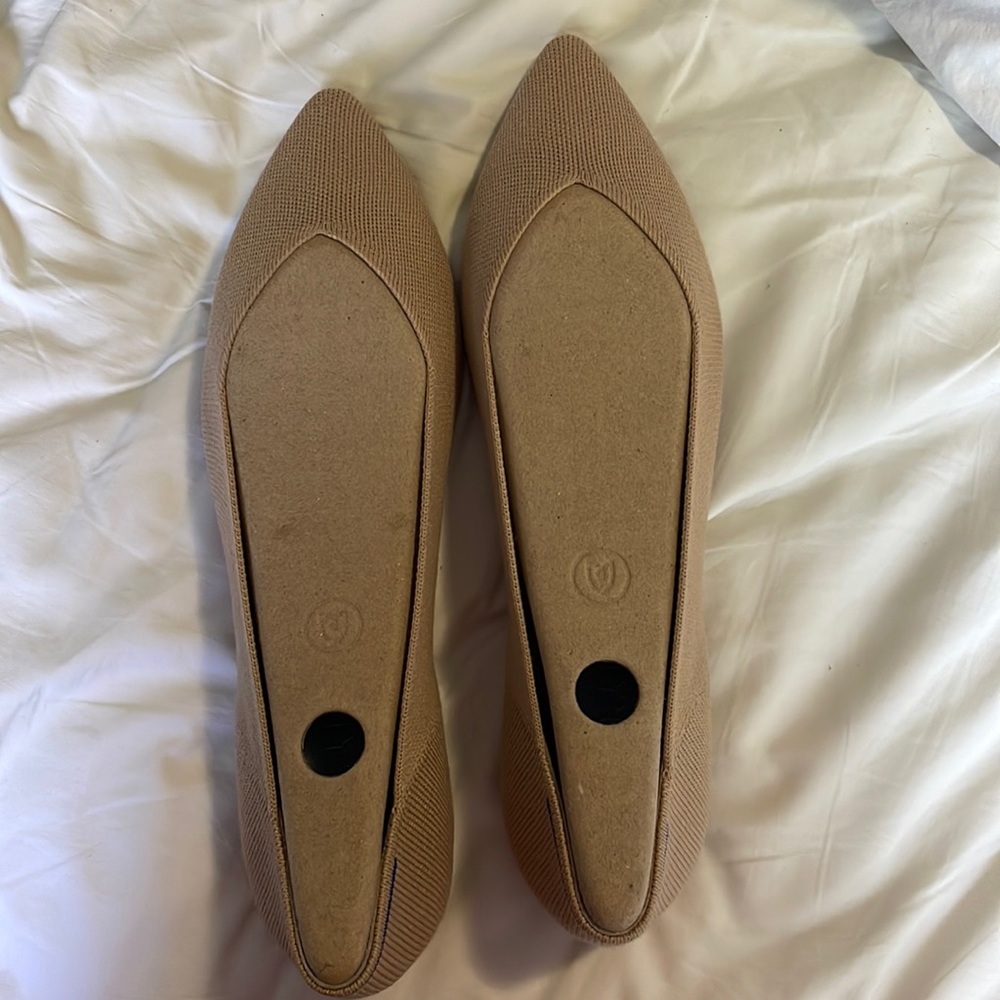 BNIB Rothy’s merino camel points - size 12.5 - never worn - still have protector